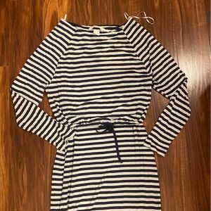 H&M Maternity Navy and White Striped Dress sz S great condition